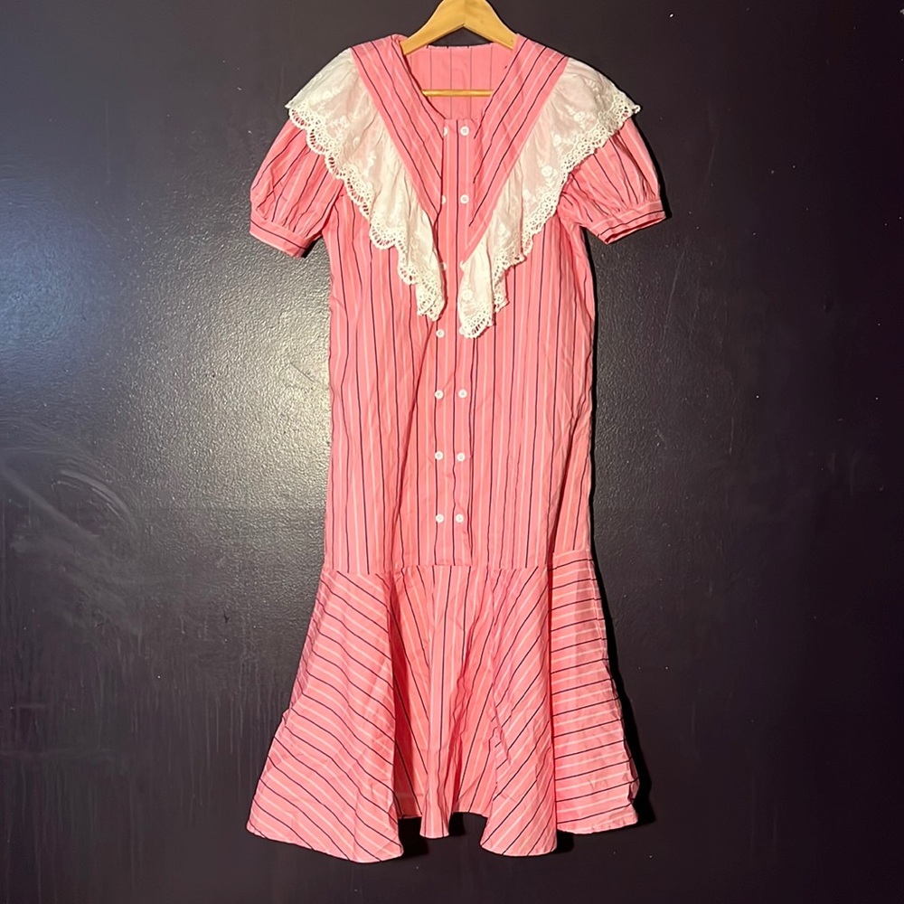Old-Style Cute Long Dress (NWOT)